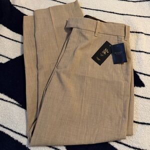 Abercrombie & Fitch classic fir Men's Beige/khaki Dress Pants